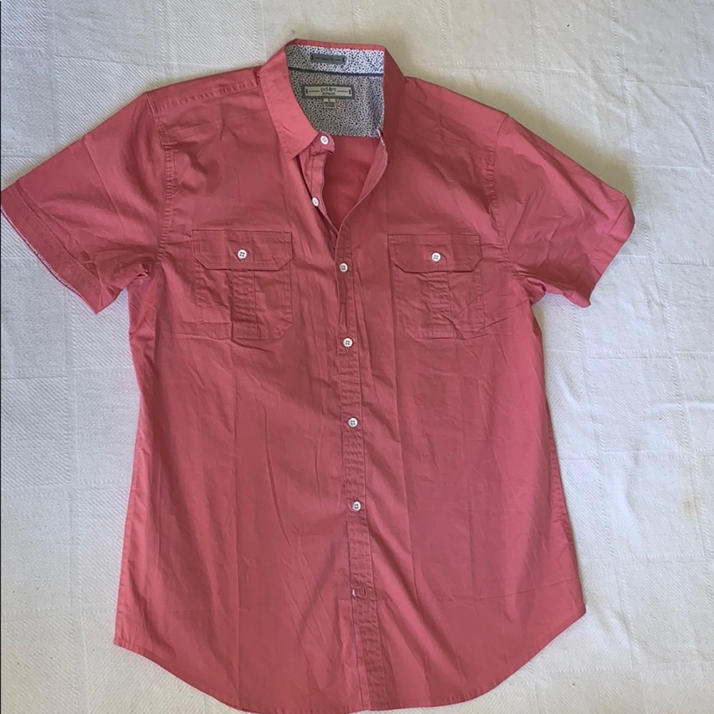 Button down by pd&c